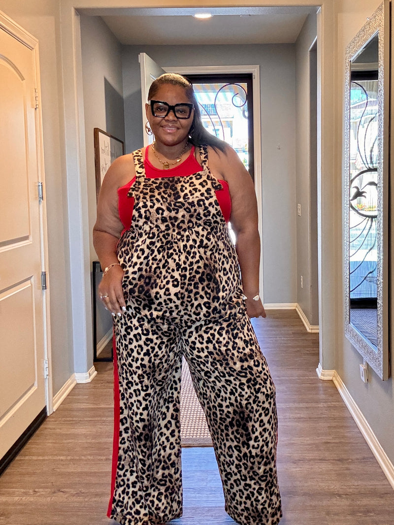 Plus Size Leopard Printed Overall Jumpsuit