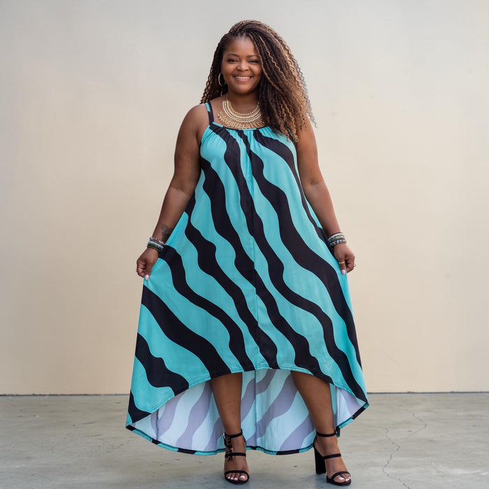 Women's Plus Size Wavy Hi Lo Print Maxi Dress