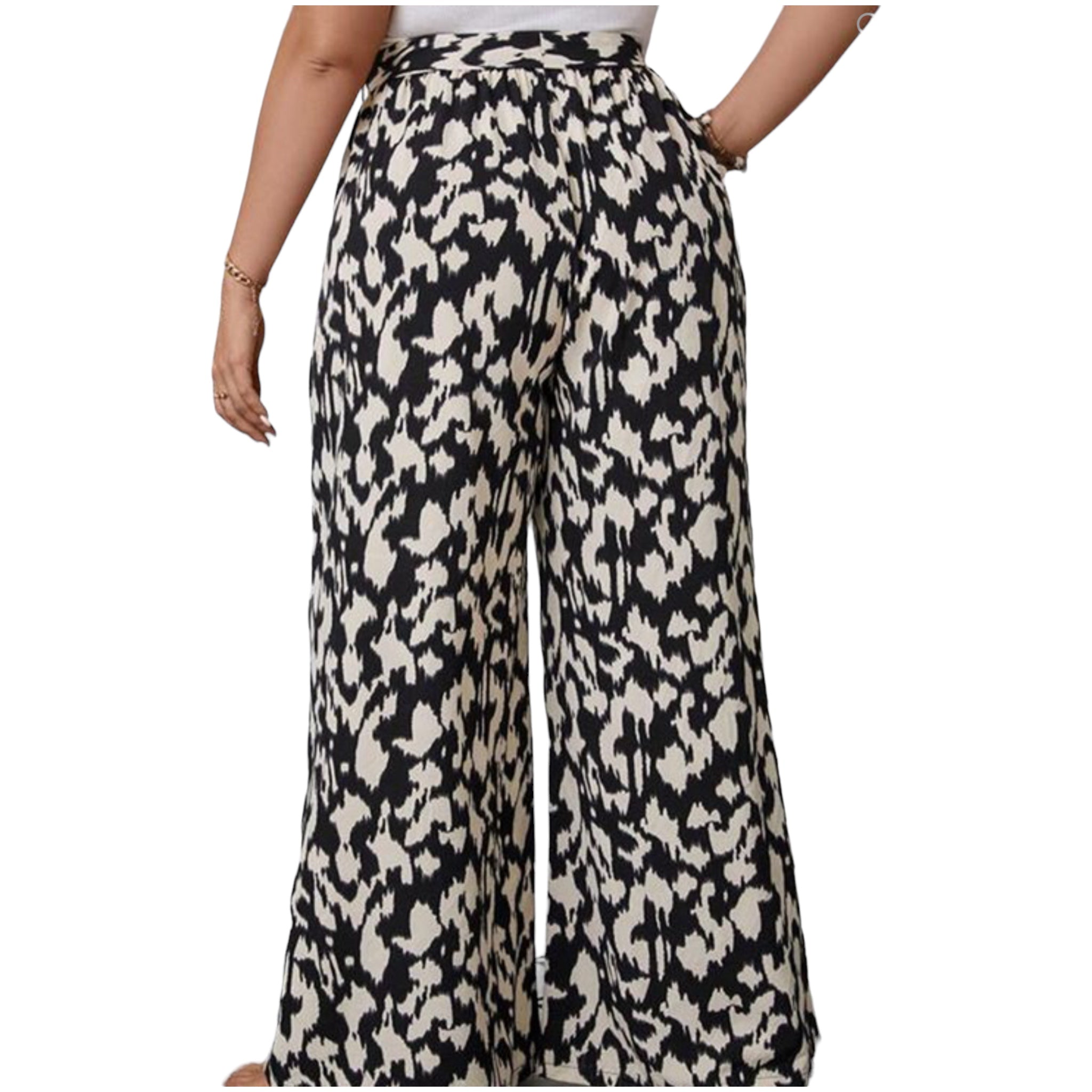 Womens Plus Black and White Wide Leg Belt Pant - Fabulously Dressed Boutique 