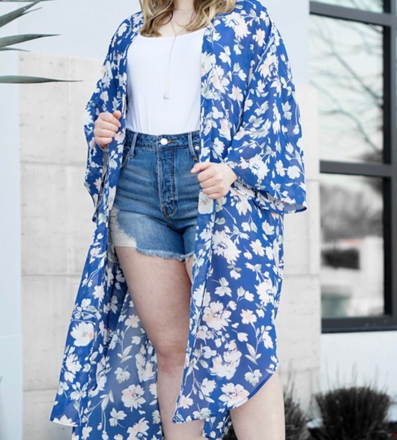 Women’s Plus Size Blue Open Front Floral Kimono - Fabulously Dressed Boutique 